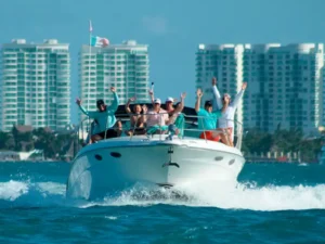 Yacht: formula 43ft / Yacht in Cancun 15 Passengers in the Caribbean