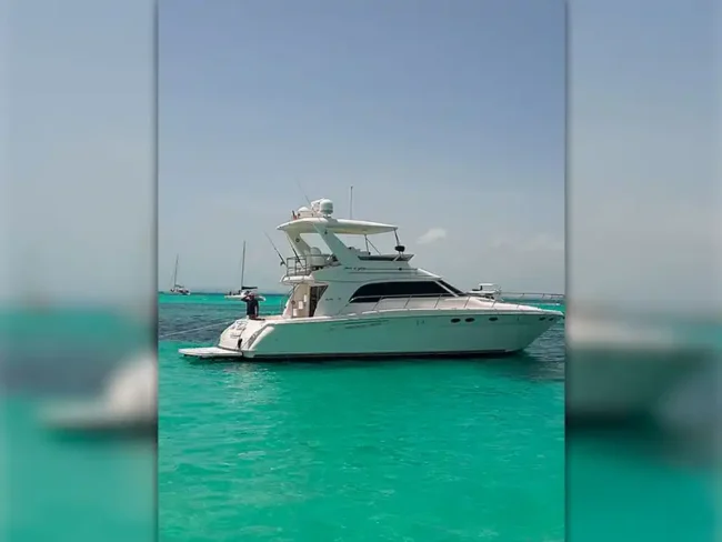 Perfect-sized private yacht for 20 people with shaded areas and non-shaded areas